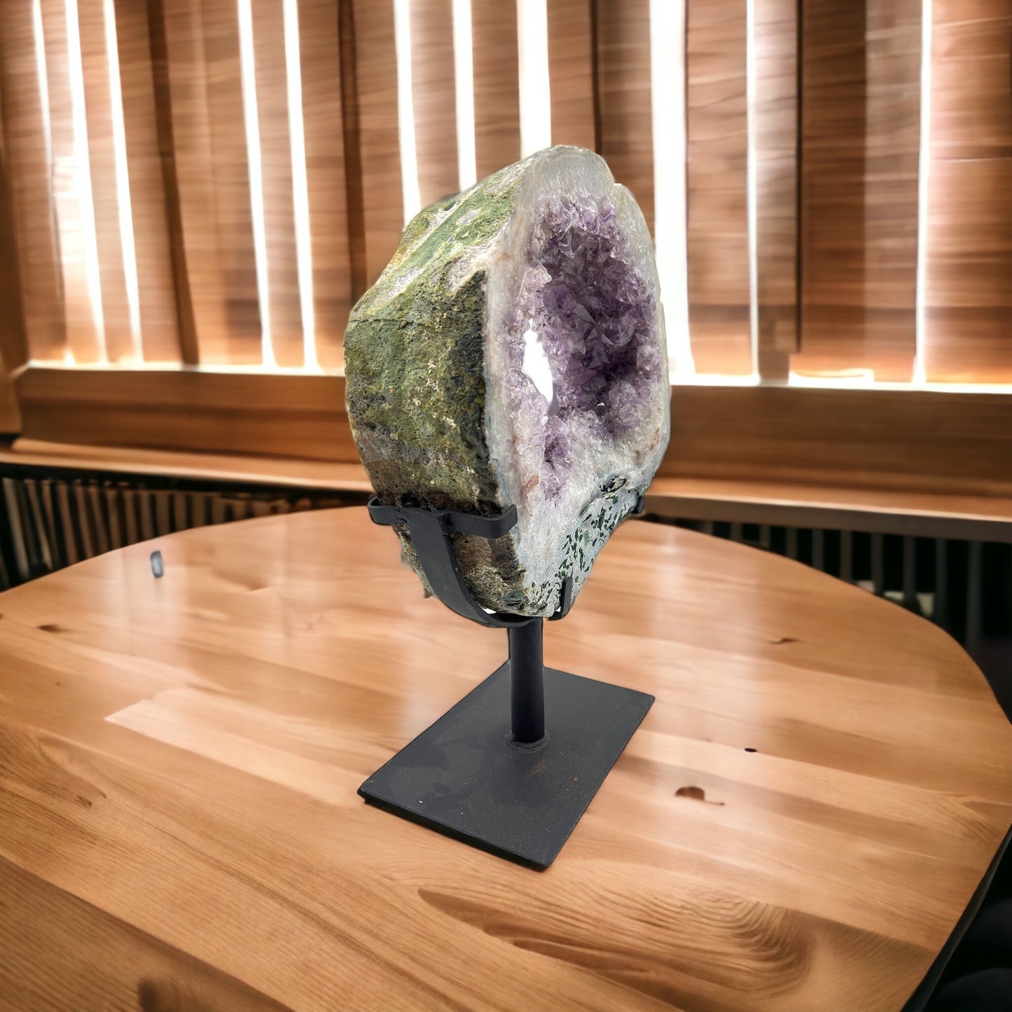 Amethyst on stand #15