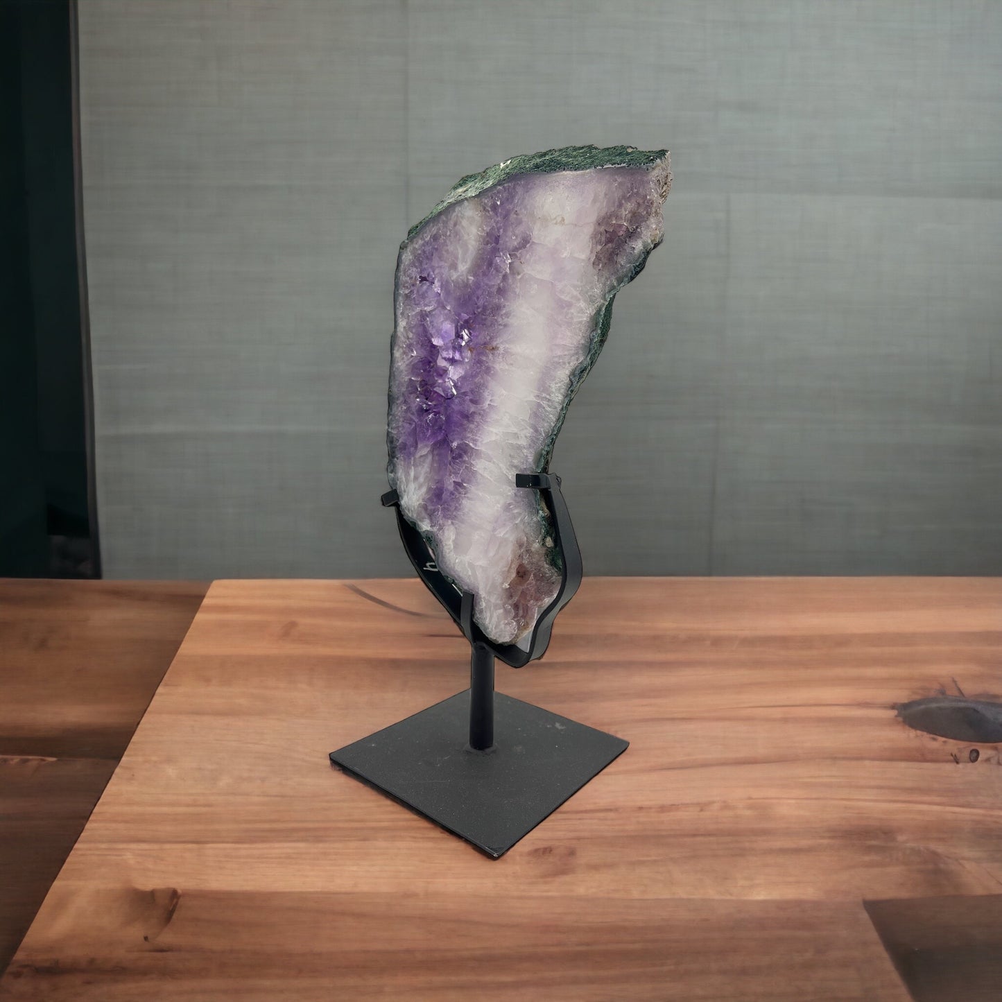 Amethyst on stand #20