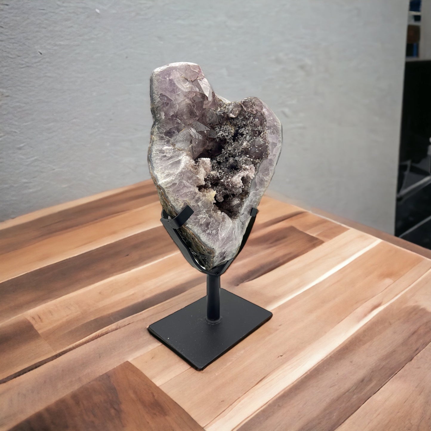 Amethyst on stand #18